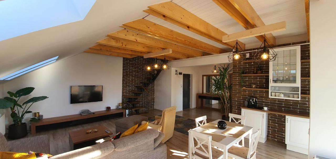 Hoobee Home & Rooftop Terrace Târgu-Mureş Екстериор снимка