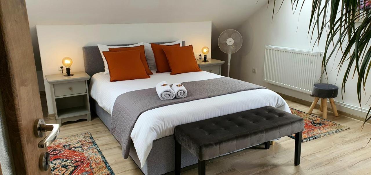 Hoobee Home & Rooftop Terrace Târgu-Mureş Екстериор снимка