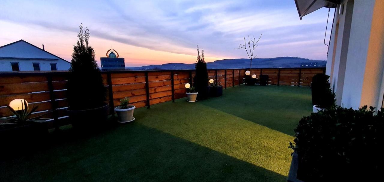 Hoobee Home & Rooftop Terrace Târgu-Mureş Екстериор снимка