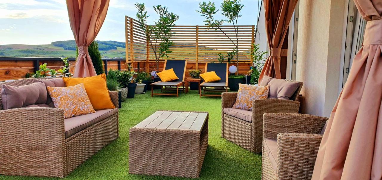 Hoobee Home & Rooftop Terrace Târgu-Mureş Екстериор снимка